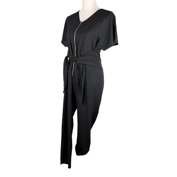 Polagram Jumpsuit Black Medium Short Sleeve Front Zipper V-Neck Tie - Picture 13 of 13